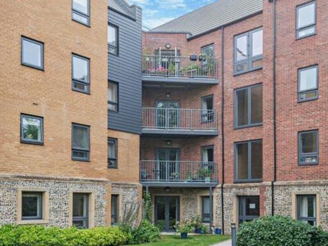 House for sale in Westfield View, East Bank