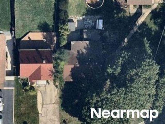 House for sale in Round Lake, Illinois