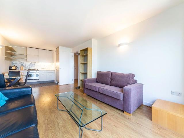 Apartment for rent in London Borough of Lewisham, Deptford