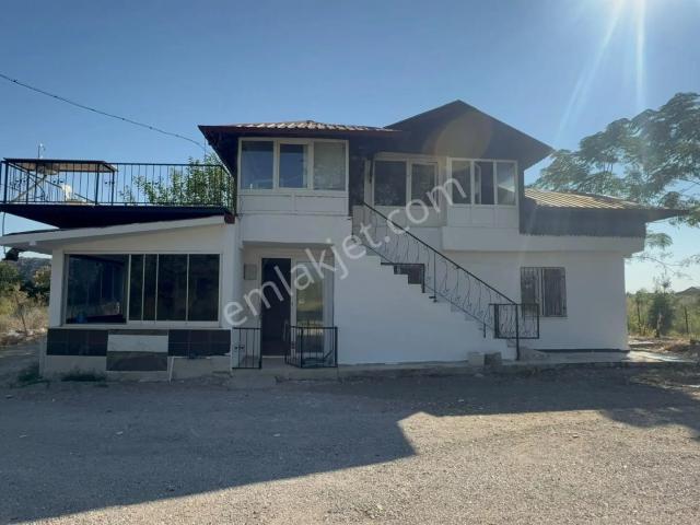 Cumabeleni, Dalaman içerisinde kiralık mülk
