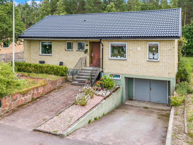 Villa till salu i Surahammar, Västmanland