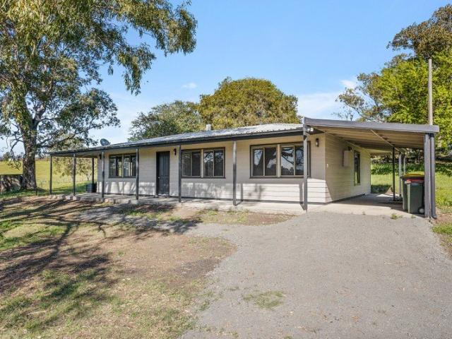 House for rent in Avondale, Wollongong City Council