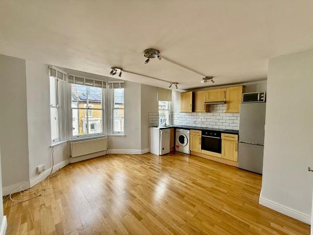 Apartment for rent in Brixton, Greater London