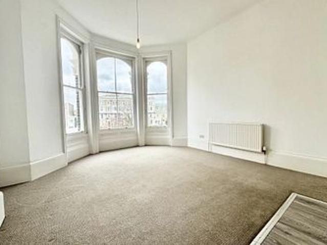 Apartment for rent in Cliftonville West, Acol