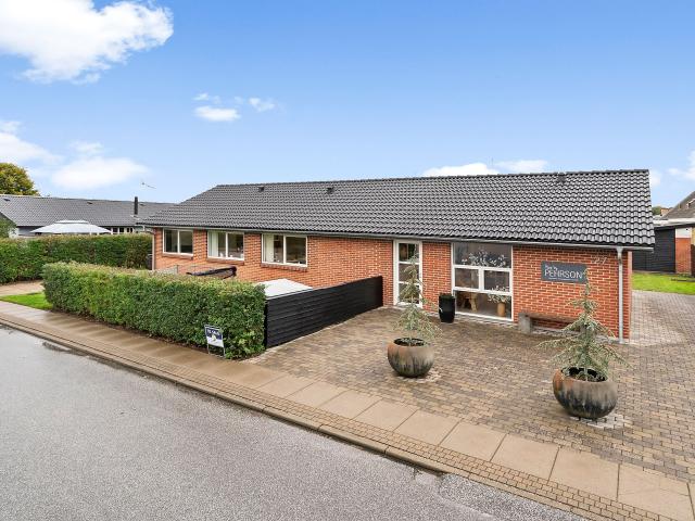 Villa til salg i Dall Villaby, Aalborg Kommune