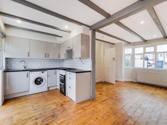House for rent in Edgware, South Stanmore