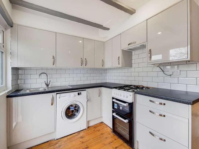House for rent in Edgware, South Stanmore