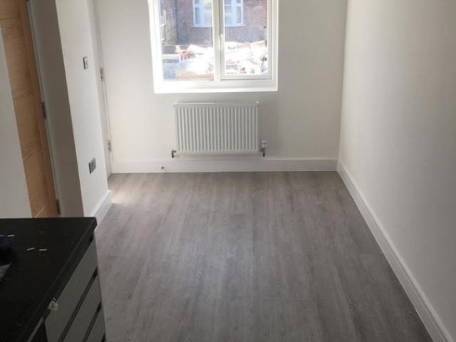 Studio for rent in South Stanmore, Greater London