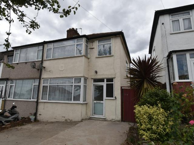 House for rent in South Stanmore, Greater London