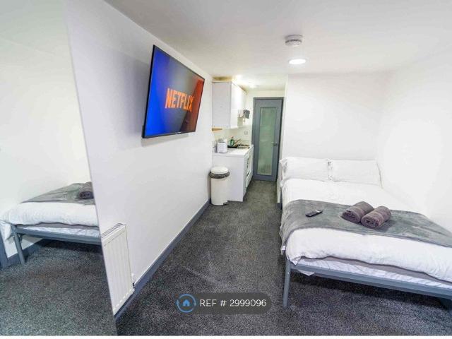Studio for rent in Unite Oak Brook Park, Birmingham
