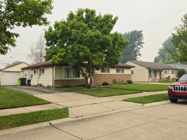 House for sale in Roseville, Macomb County