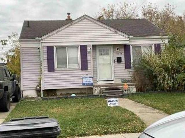 House for sale in Roseville, Michigan