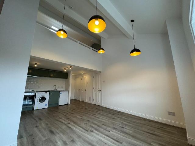 Apartment for rent in Calderstones