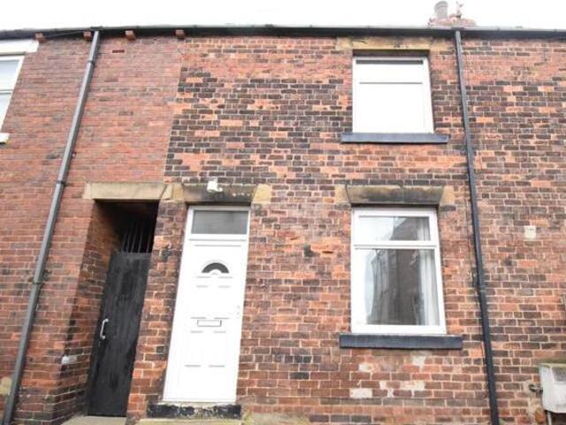 House for sale in Ossett, West Yorkshire
