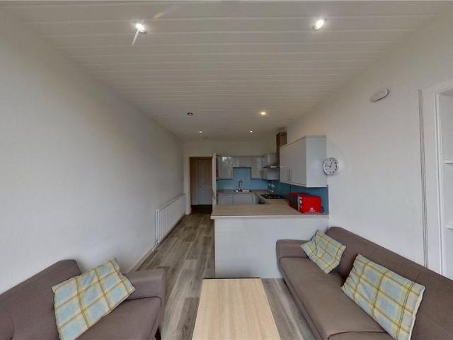 House for rent in Mayfield, Newington