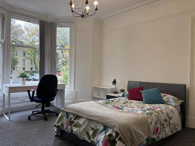 Apartment for rent in Castle and Priory Precinct, Bare