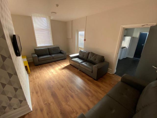 House for rent in Plungington, Higher Bartle
