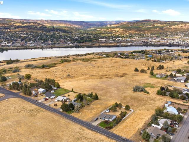 Land for sale in Dallesport, Washington