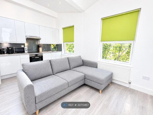 Apartment for rent in London Borough of Hammersmith and Fulham, Greater London