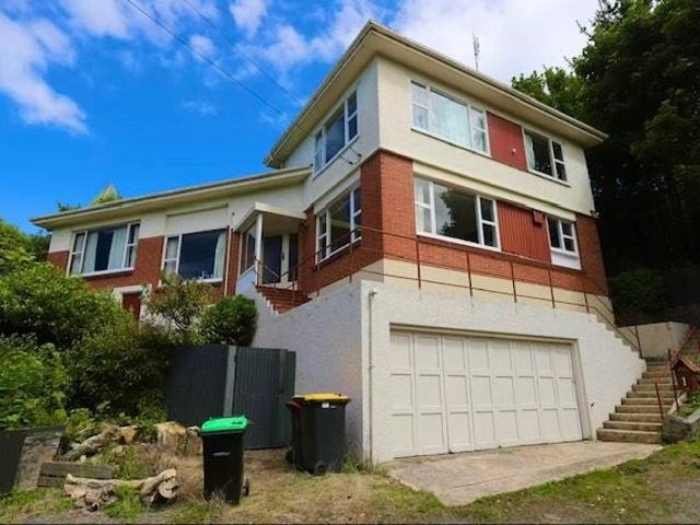 House for rent in Otakou