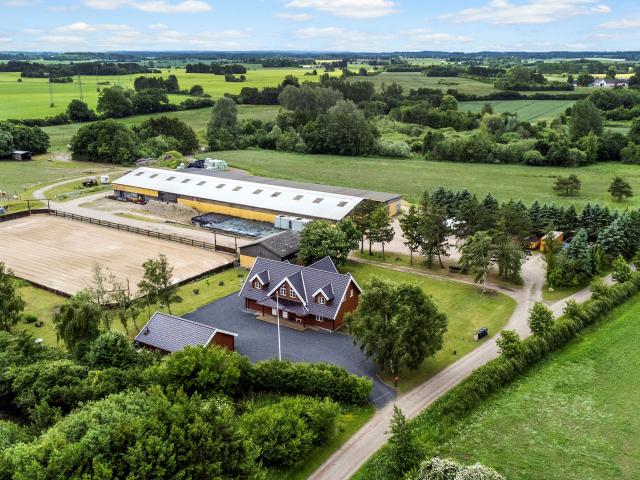 Landejendom til salg i Bjæverskov, Køge