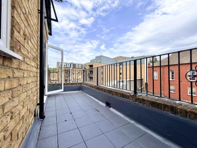 Apartment for rent in Shacklewell, Greater London