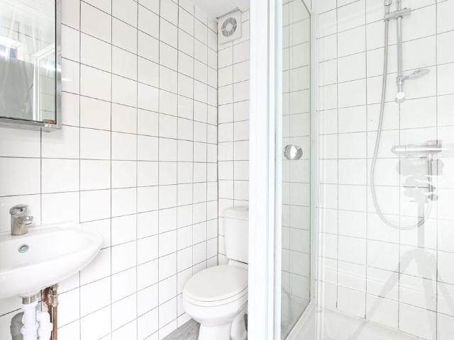 Apartment for rent in Lower Clapton, Greater London