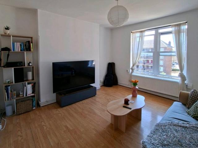 Apartment for rent in Shacklewell, Greater London