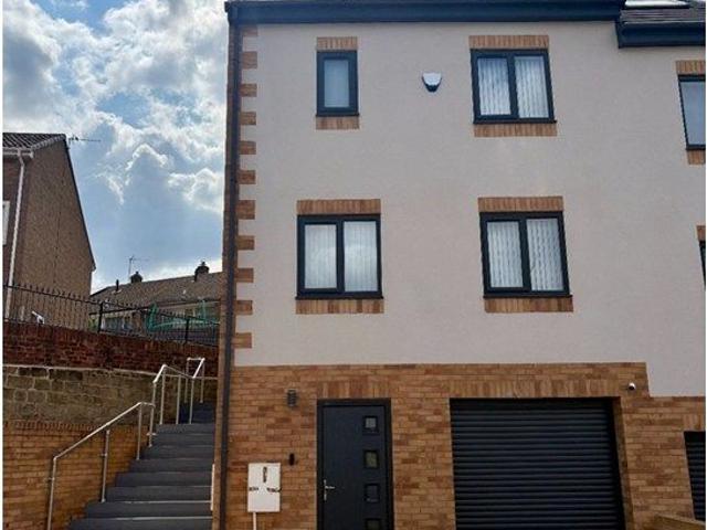 House for rent in Dalton, South Yorkshire