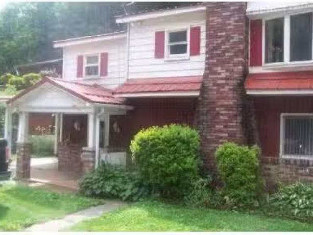 House for sale in Johnstown