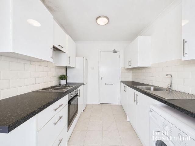 Studio for rent in Brompton, Gillingham