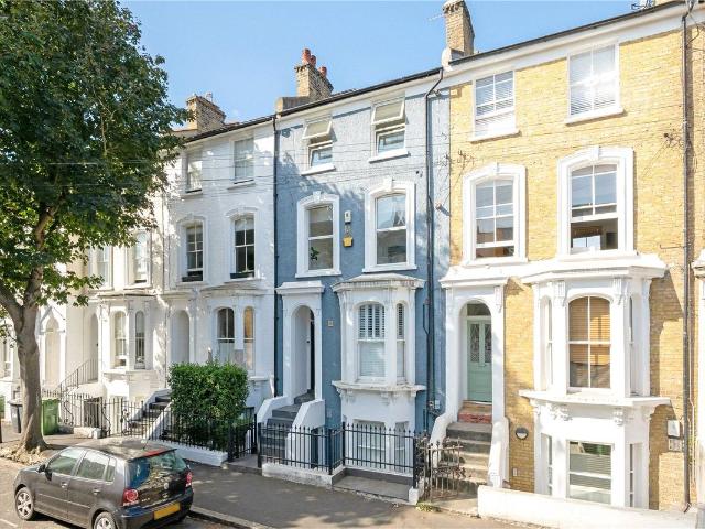 Apartment for rent in Stockwell Park, Greater London