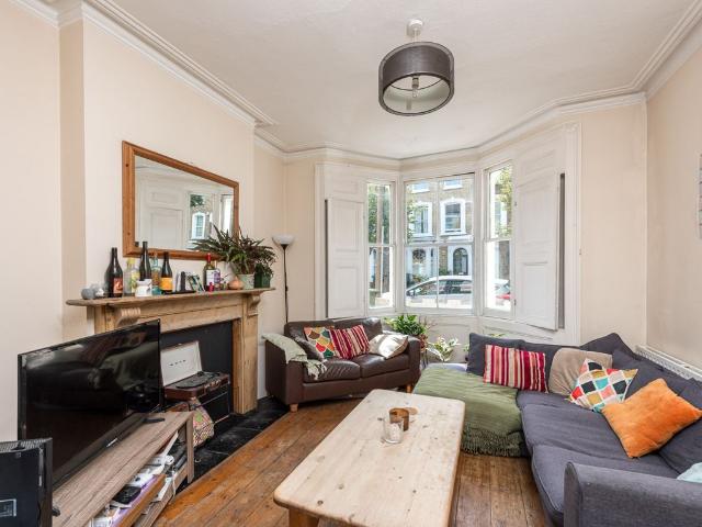 House for rent in Stockwell, Greater London