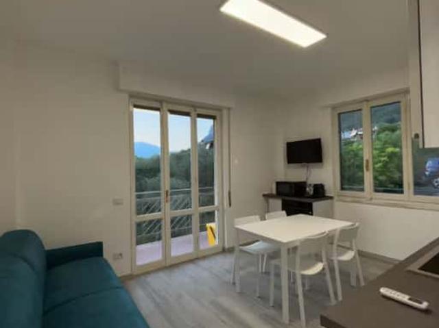 Appartamento in affitto a Lierna, Lombardia