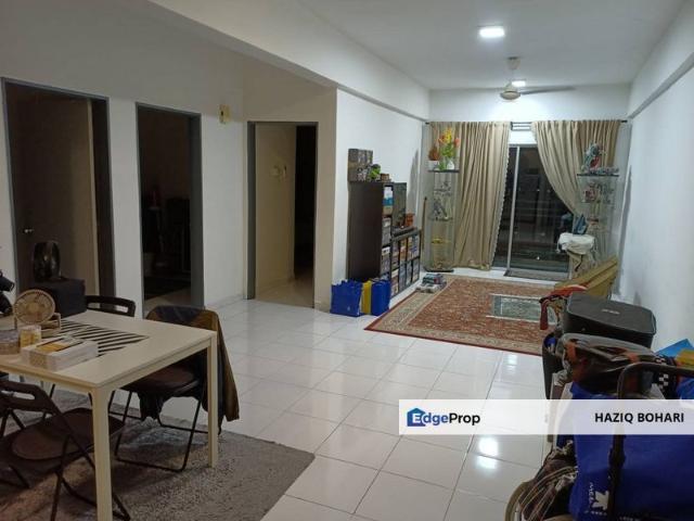 Flat for sale in Seksyen 25, Shah Alam