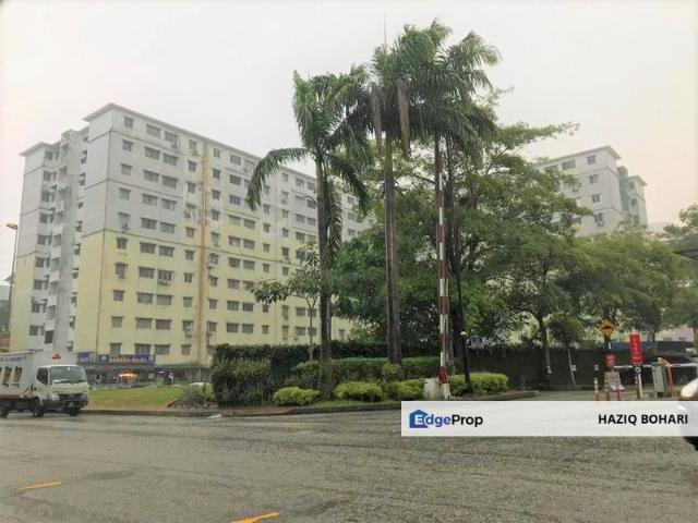 Flat for sale in Petaling, Damansara Damai