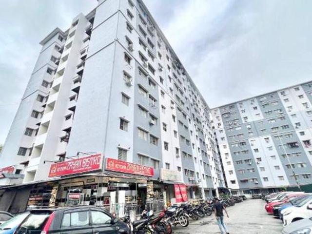 Apartment for sale in Petaling, Damansara Damai