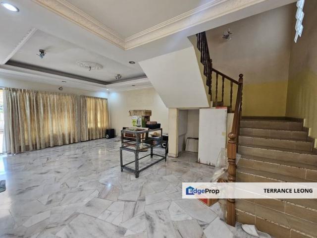 House for sale in Country Heights Damansara, Kuala Lumpur