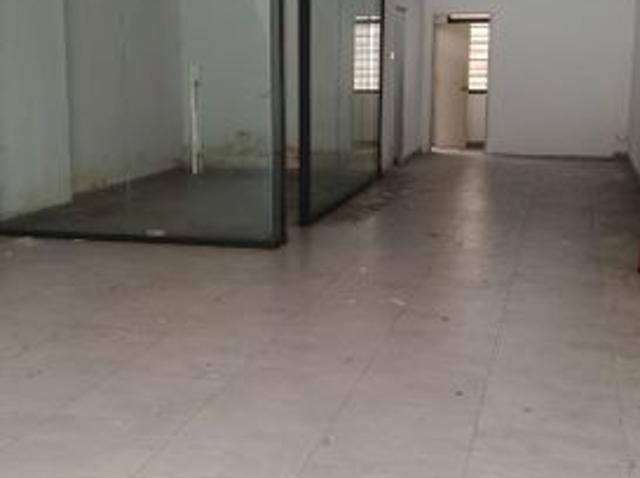 Shop for rent in Kajang, Langat