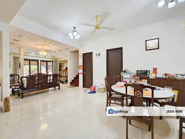 House for sale in Country Heights Damansara, Kuala Lumpur