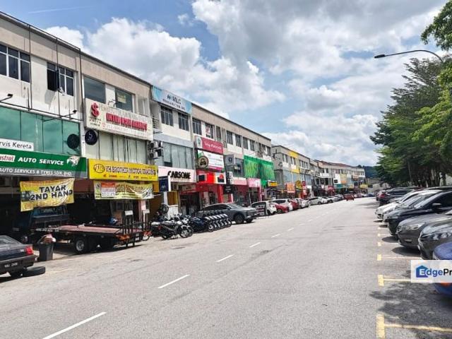 Shop for rent in Kajang, Langat