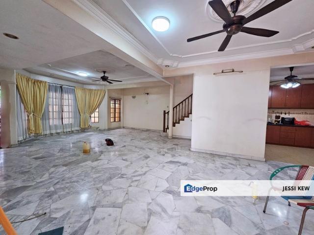 House for sale in Country Heights Damansara, Kuala Lumpur