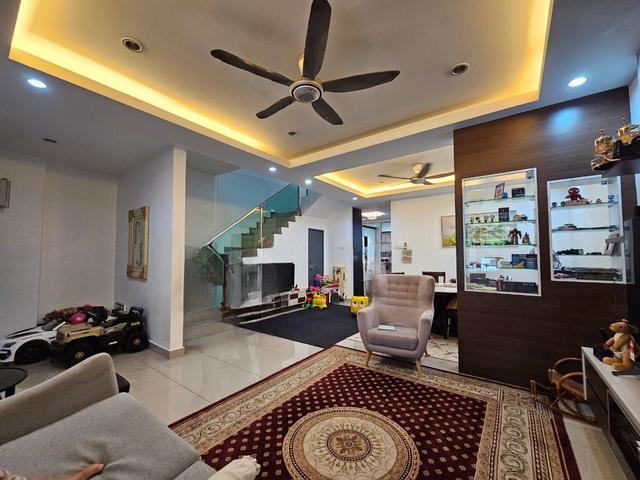Terraced House for sale in Alam Impian, Selangor
