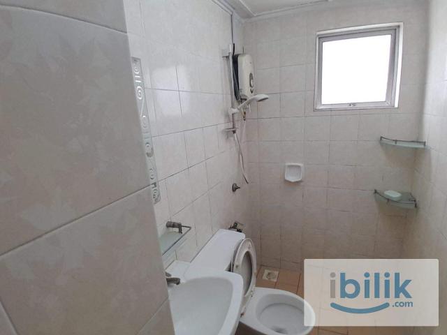 Room for rent in Petaling, Damansara Damai