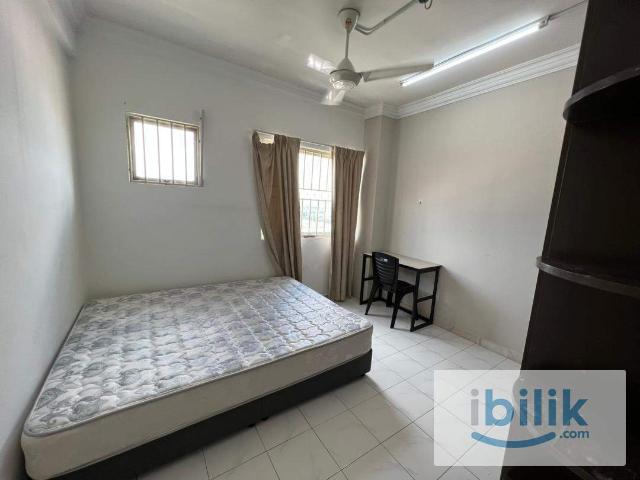 Room for rent in Petaling, Damansara Damai