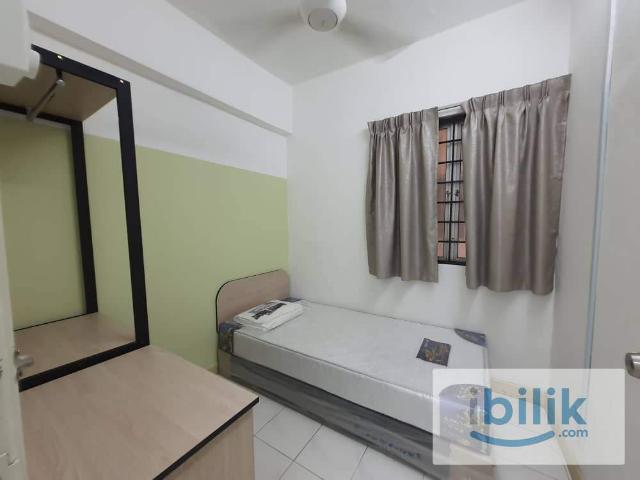 Room for rent in Petaling, Damansara Damai