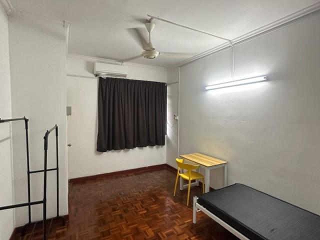 Room for rent in Petaling, Damansara Damai