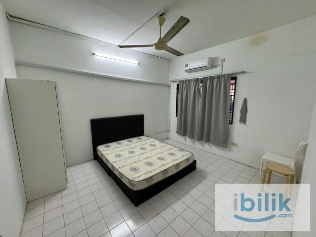 Room for rent in Petaling, Damansara Damai