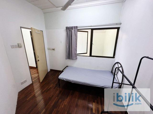 Room for rent in Petaling, Damansara Damai