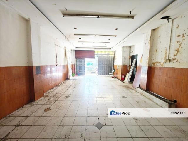 Shop for rent in Petaling, Damansara Damai